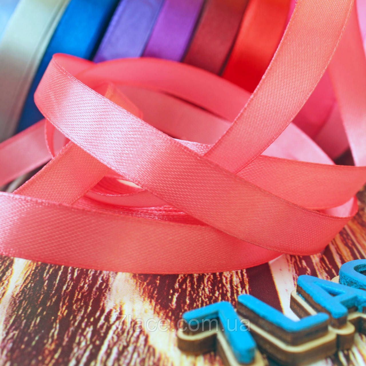 Стрічка атласна однотонна / колір КОРАЛОВИЙ / ширина 1,2 см / бобіна 23 м, фото 1