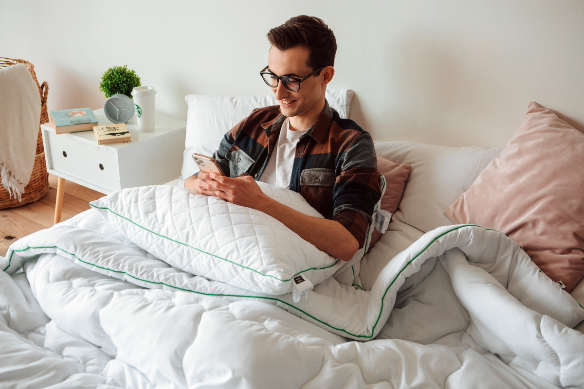 Подушка бамбукова 60х60 Есо 0411 середня на змійці