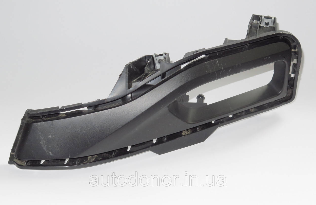 Кріплення птф ліве Nissan Leaf ZE1 (18-) 62257-5SK0B