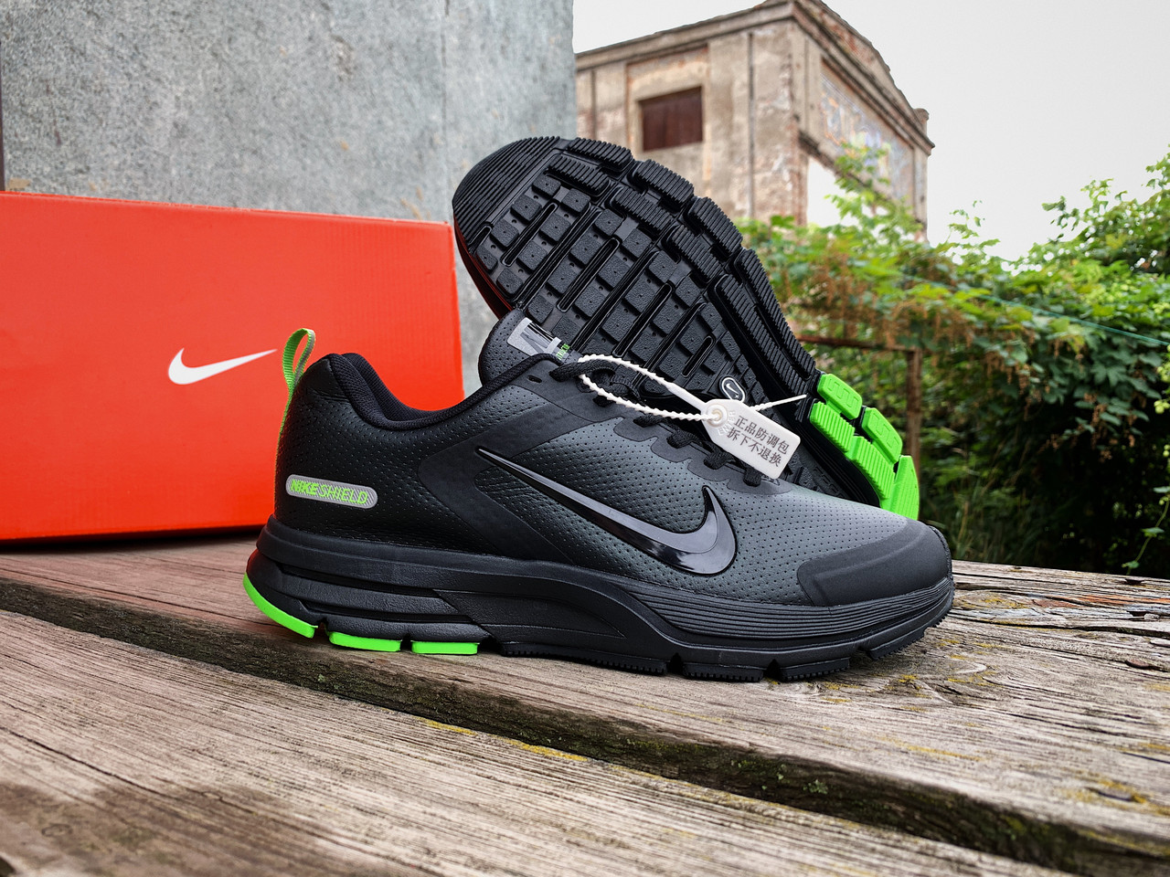 Чоловічі шкіряні кросівки Nike Zoom Pegasus Shield 17