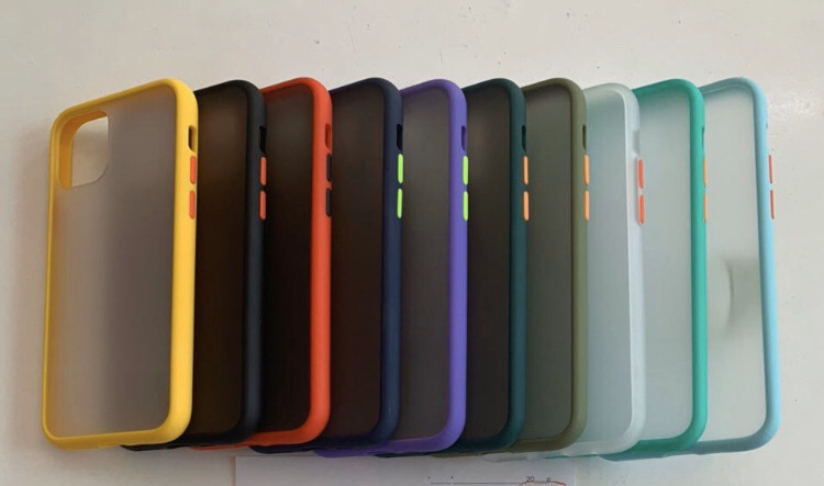 Чохол накладка Goospery Case для iPhone 11 Pro Max / 6,5" з кольоровими кнопками айфон про макс