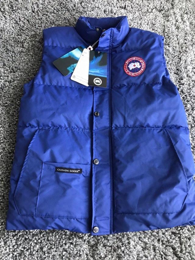 Мужской жилет Canada Goose Мужской жилет Canada Goose