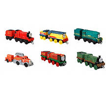 Паровозик з причепом в асортименті Fisher-Price Thomas & Friends TrackMaster