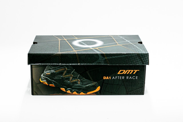 dimense snickers shoes box