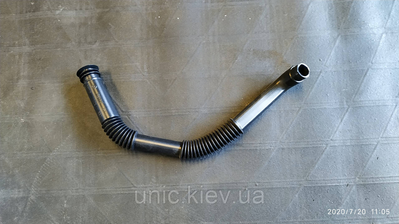 Повітряний патрубок 8200133050 Рено б/в