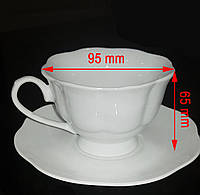 Фарфоровая чашка с блюдцем белого цвета 150 мл