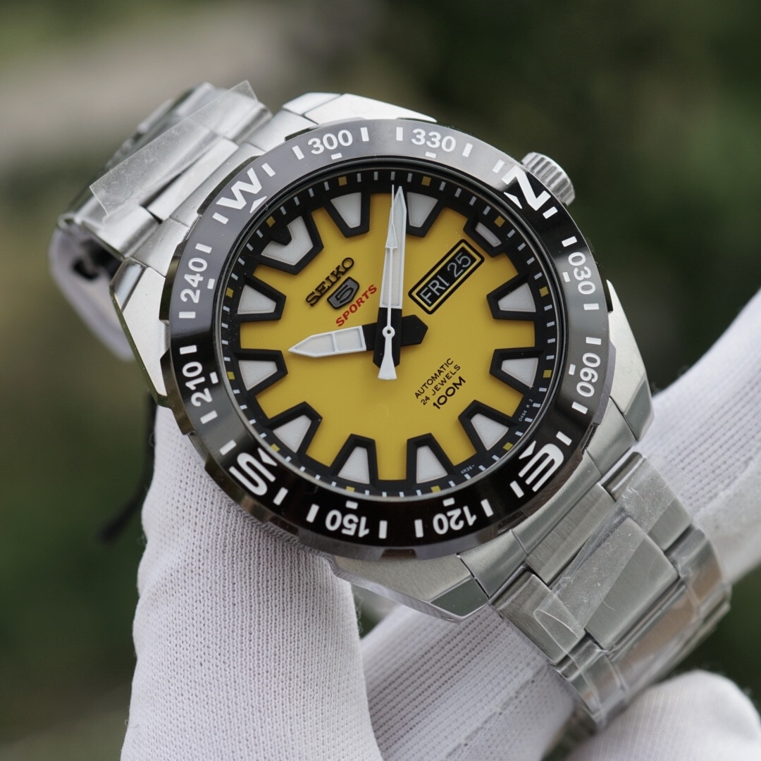 Часы Seiko 5  SRP745K1 Automatic Sport Yellow Dial