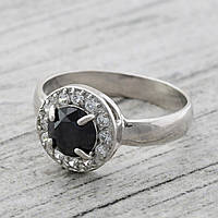 Кольцо серебряное женское Бездна вставка чёрный фианит размер 18