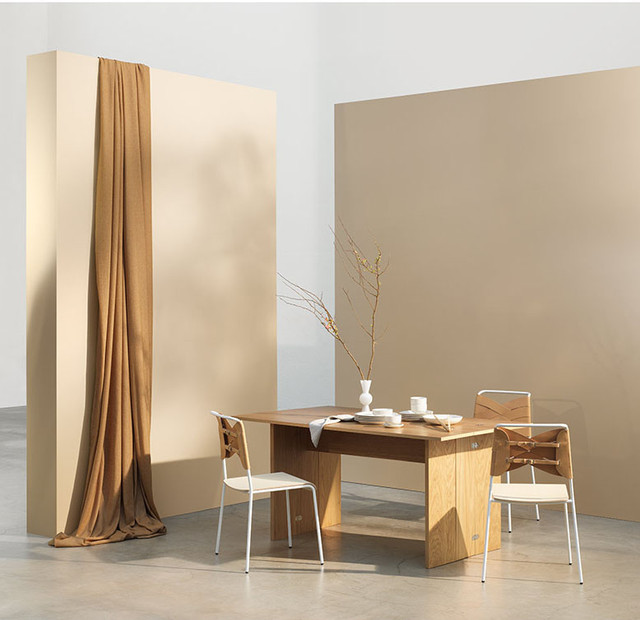 Эксклюзивный кухонный гарнитур из МДФ плиты шпонированой Ясенем в сучках