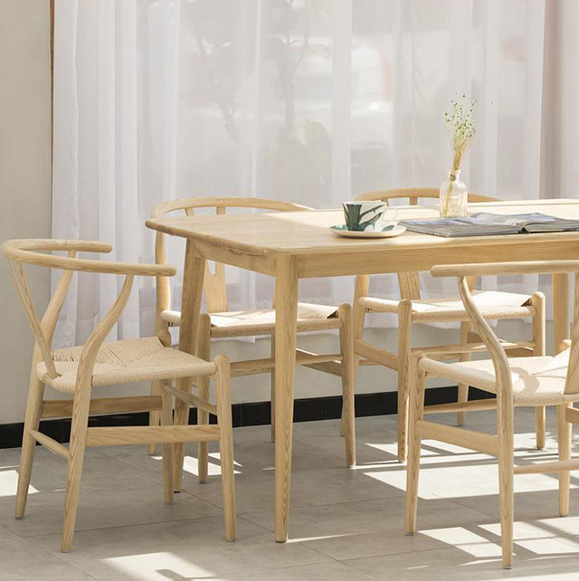 Эксклюзивный кухонный гарнитур из МДФ плиты шпонированой Ясенем в сучках