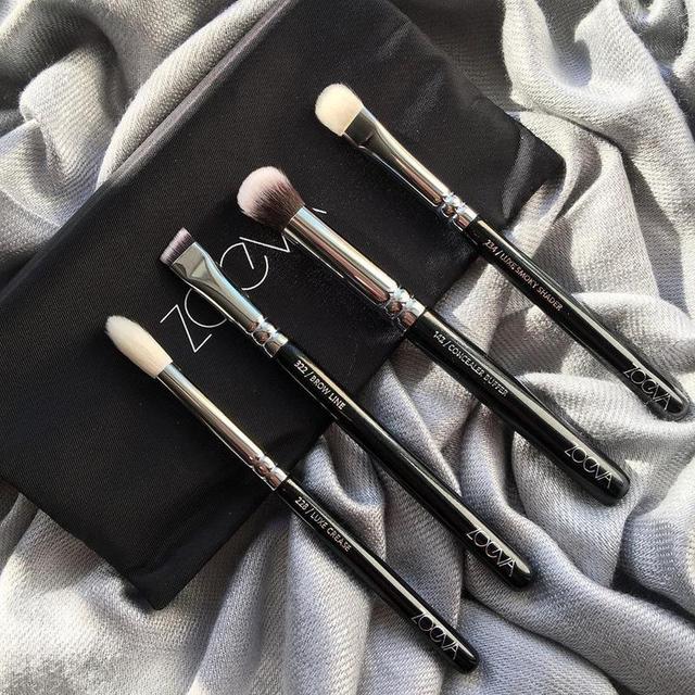 Zoeva Voyager Travel Brush Set