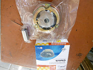 Варіатор передній із пальцем для скутера Honda Tact 30,31