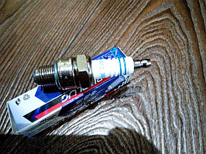 Свічка запалювання spark plug форкамерна для скутера