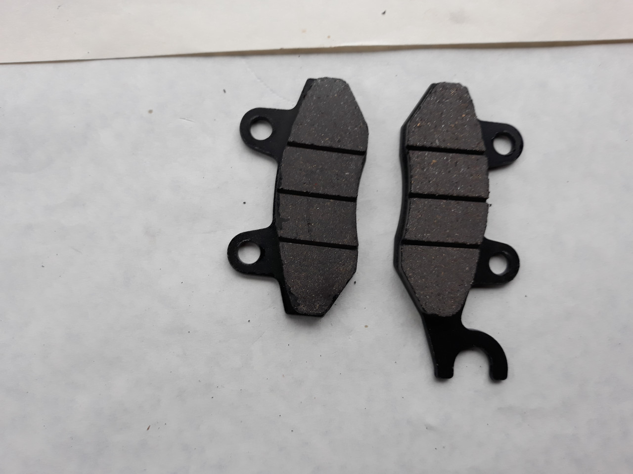 Колодки гальмівні (диск) вухо в право для GY6 80c, фото 1