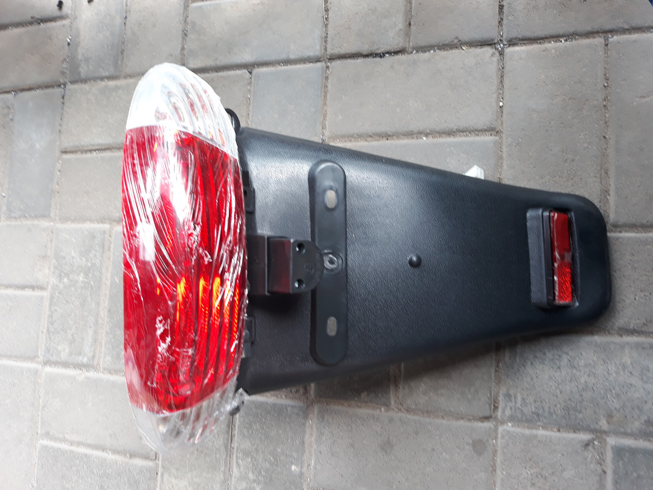 Стоп сигнал Storm+крило для GY6 50c