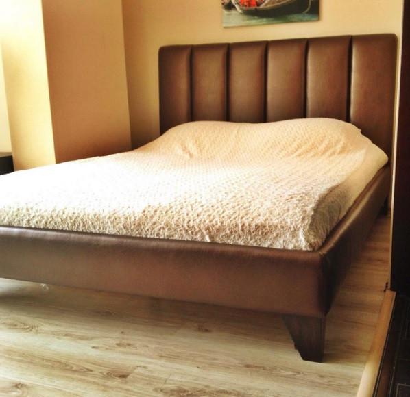 Двоспальне Ліжко "Chocolate" 160*200 з м'яким високим узголів'ям.