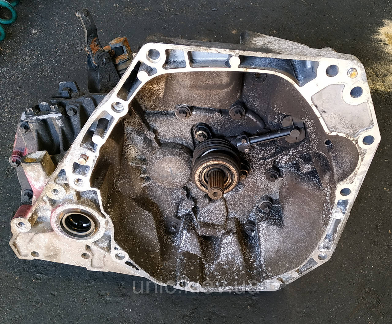 КПП 5-ти ступ. 1.6 16V Рено Логан, Каптур, Дастер 2х4 б/в (JR5132), фото 1