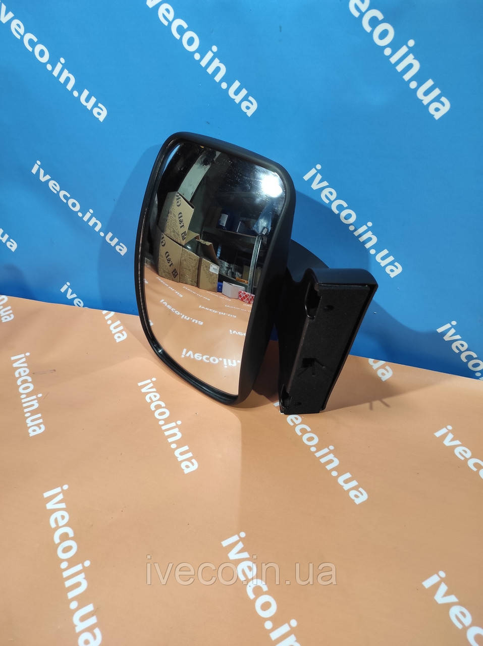 Дзеркало бічне бардюрне IVECO EUROCARGO STRALIS TRAKKER Івеко 504168236 ручне регулювання підігріву
