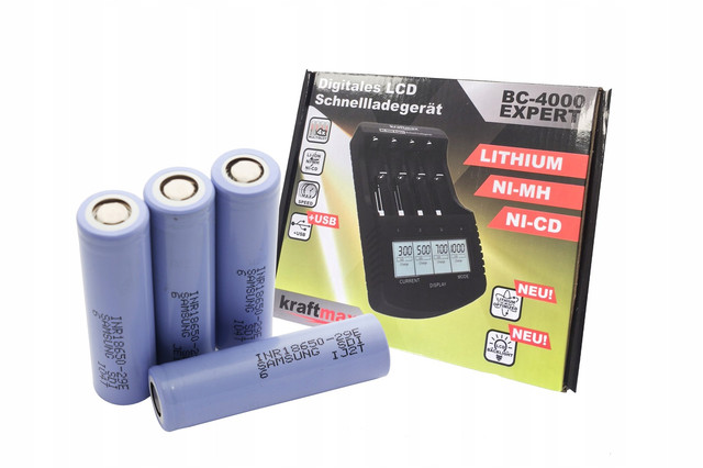 Зарядное устройство 18650 акумуляторов BC 4000 expert Зарядное устройство 18650 акумуляторов BC 4000 expert