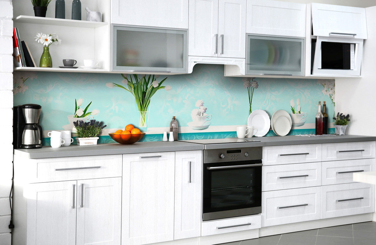 Вініловий 3Д кухонний фартух Білі тюльпани плівка ПВХ самоклеюча скіналі букет Квіти Блакитний 600*2000 мм