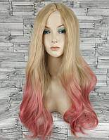 Парик длинный волнистый блонд с пробором и розовым омбре без челки женский из термоволокна блондинка 70 см