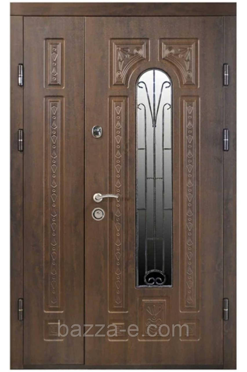 Двері вхідні полуторні 120см Дніпро 139-120 Вхідні двері для приватного будинку. Вхідні двері з ковкою, склом