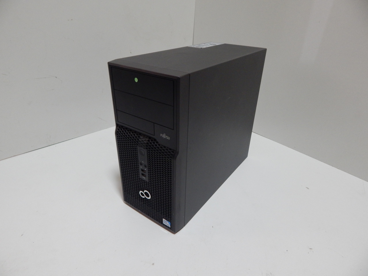 Надійний комп'ютер з Європи Fujitsu Esprimo P510 E85+ i5-2500(3,3 GHz)/ 4 ГБ USB3 socket 1155.0