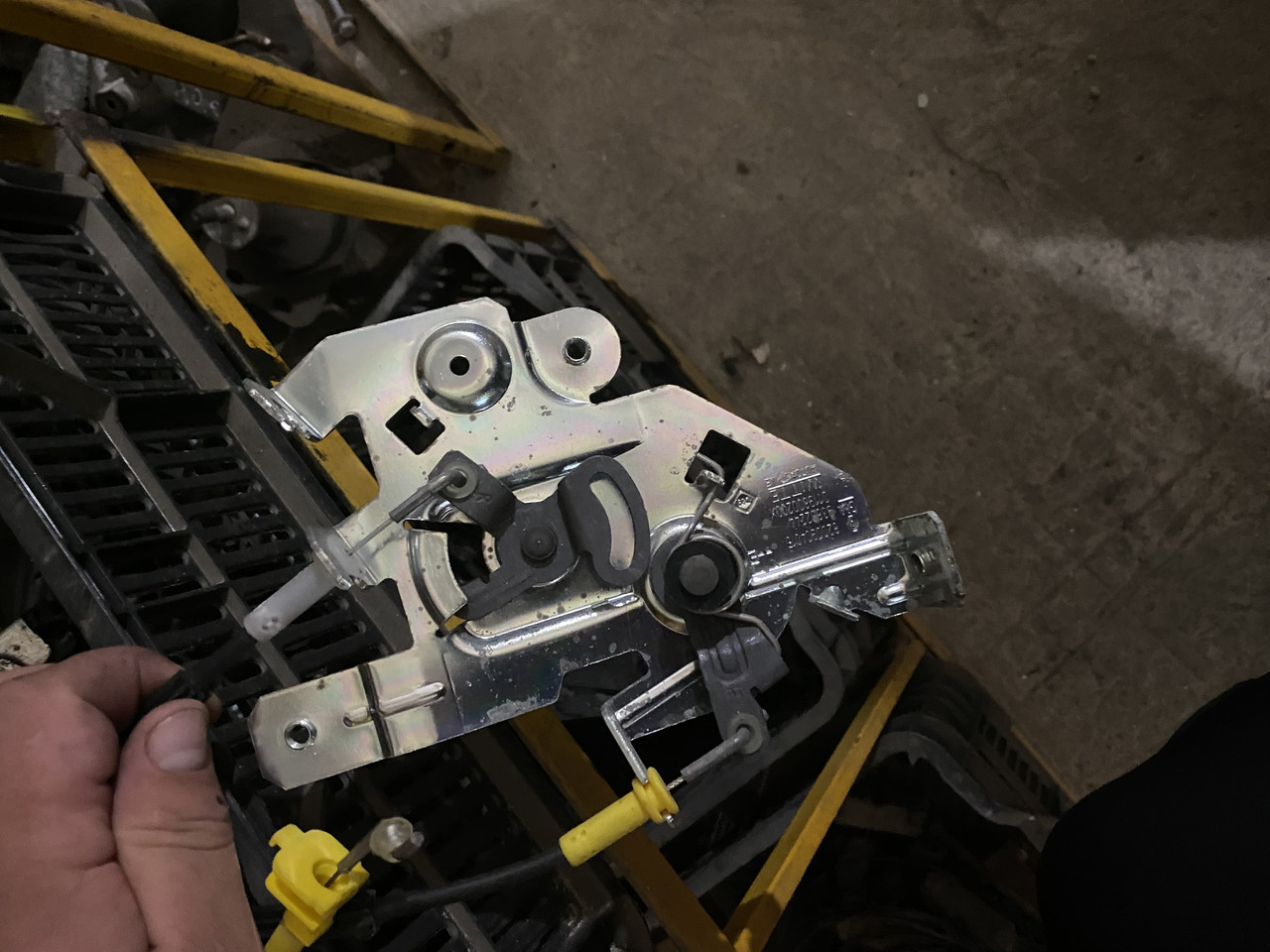 Замок дверцят (механізм) бічний правий RENAULT TRAFIC 00-14 (РЕНО ТРАФІК), фото 1