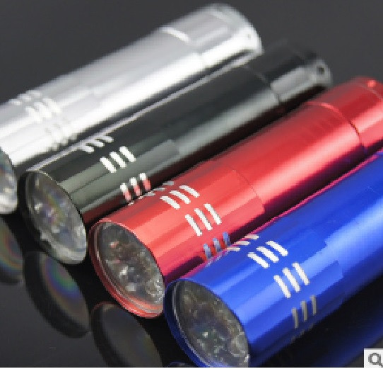 Кишеньковий ліхтарик, 9LED, 1 режим, корпус — алюміній, живлення 2*АА, 81*20 мм, Black, ОЕМ
