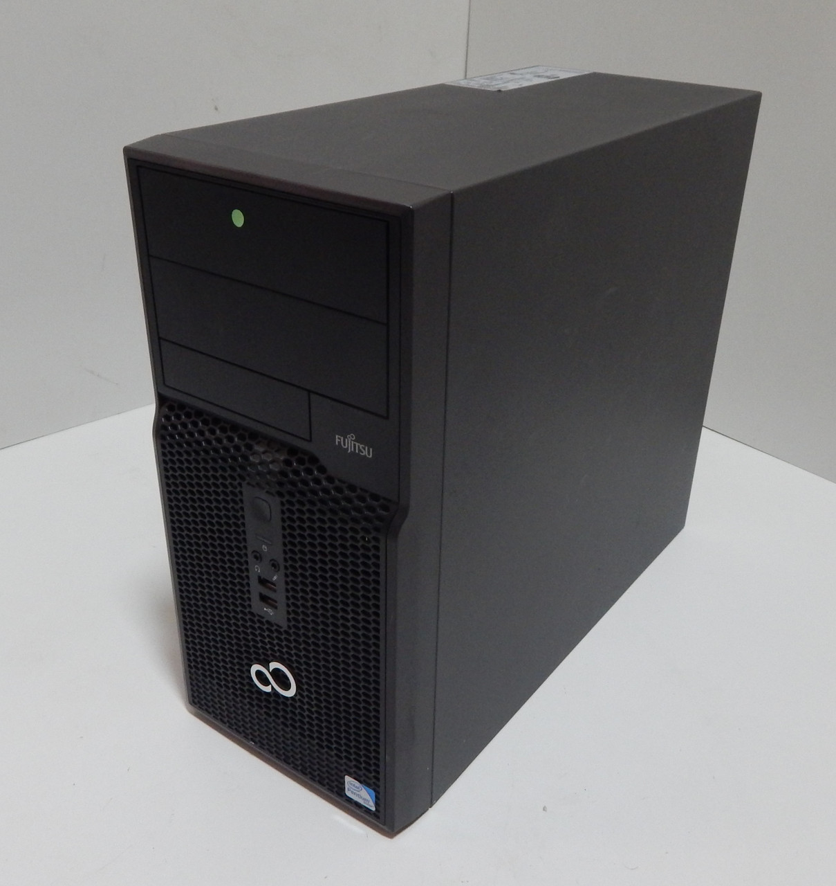 Надійний системний блок із Європи Fujitsu Esprimo P510 E85 + i5-2400 / 4 ГБ socket 1155 USB3.0