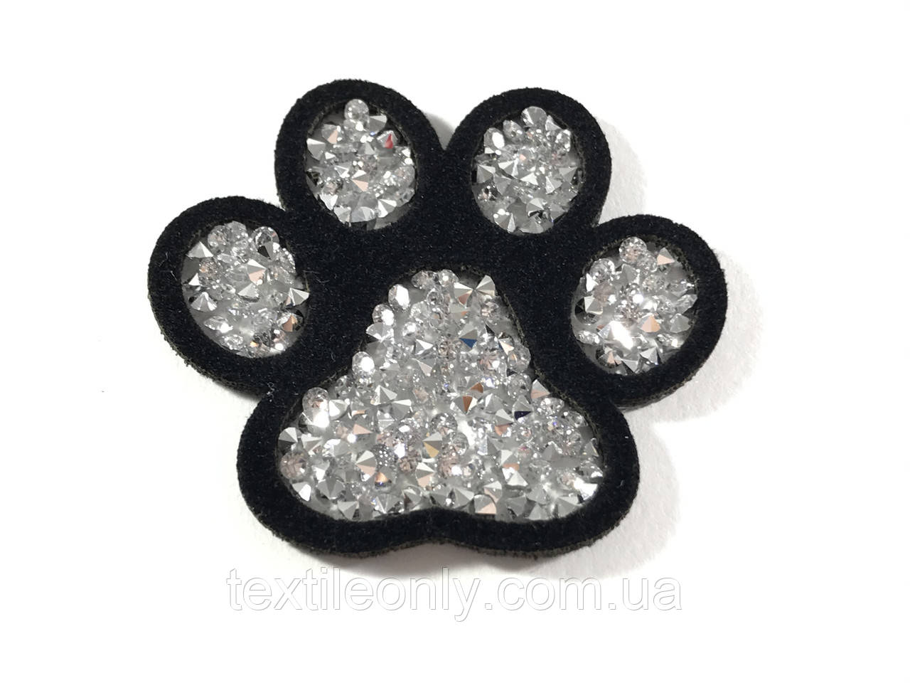 Нашивка Лапа з камінням 50х50 мм