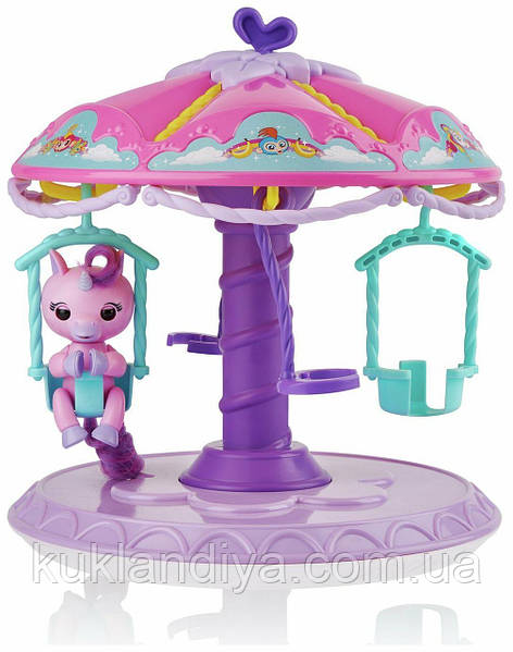 Fingerlings carousel best sale playset