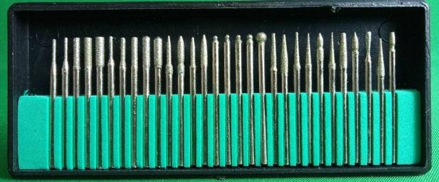 

Набор насадок с алмазным напылением для фрезера 30 шт