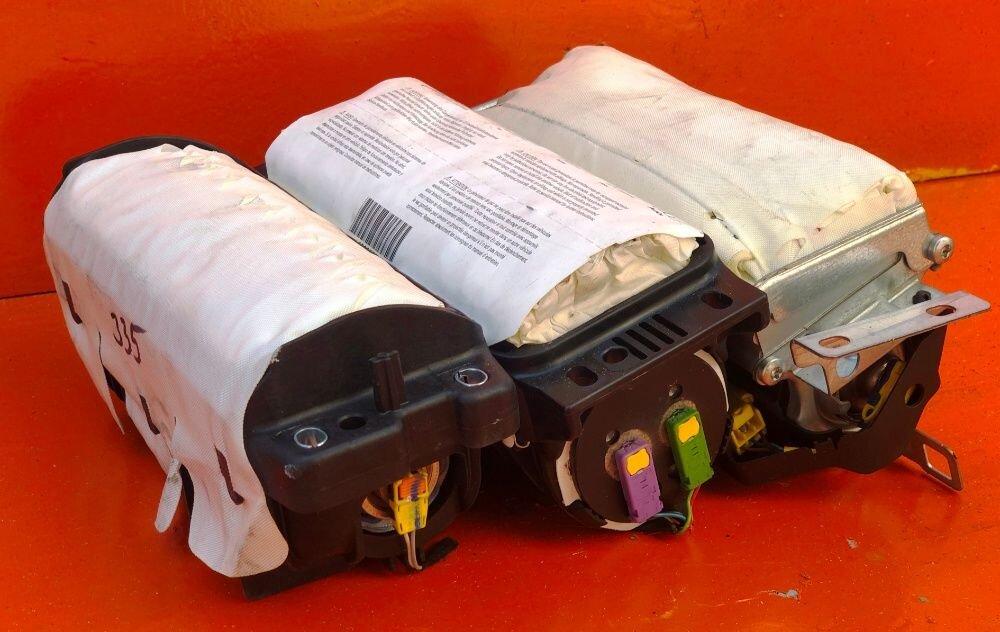 Подушка в торпедо airbag Volkswagen Touareg, Audi