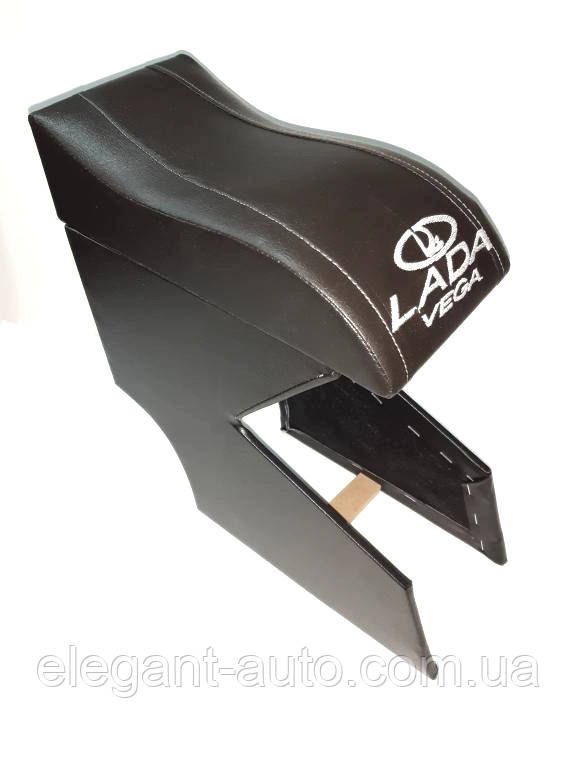 Підлокітник LADA 2110 чорний з ЛОГО (ізогн.під руку) NEW