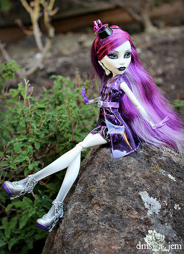 Ghouls Night Out Doll Spectra 174303087