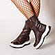 Стильні коричневі черевики жіночі на товстій чорно-білій підошві. Зима. Демі., фото 2