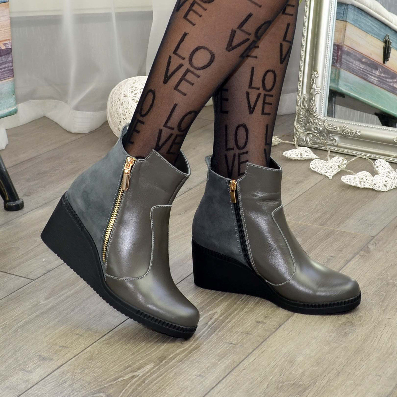 Черевики жіночі на платформі, з натуральної шкіри та замші сірого кольору, фото 1