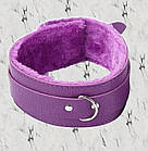 Нашийник БДСМ фіолетового кольору з хутром