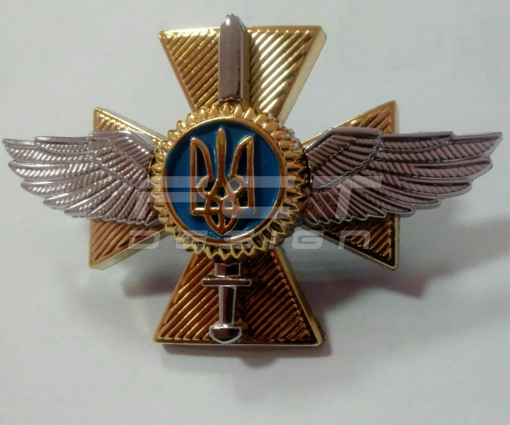 Беретний знак військово-повітряних сил України пластик