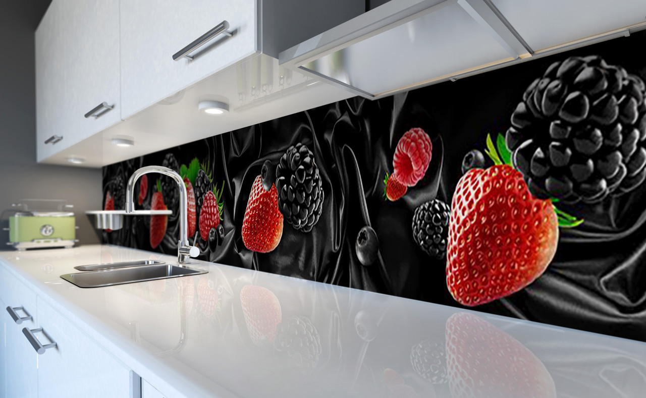 Вініловий кухонний фартух Єжовика Полуниця Шовк плівка ПВХ скіналі 3Д лісові Ягоди Чорний 600*2000 мм