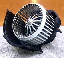 Моторчик Вентилятор пічки Volkswagen Touareg 2003-2009 р. в.