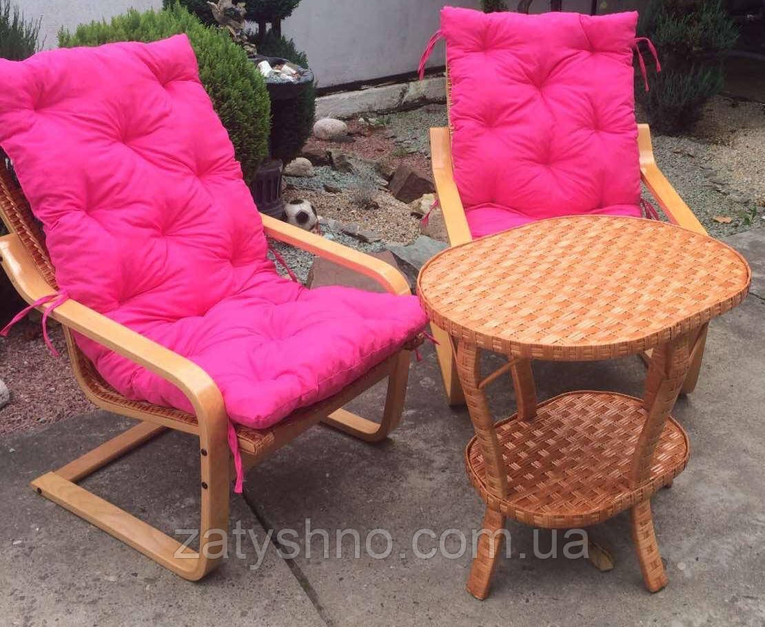 Мебель из лозы подарочная | Качалки плетеные со столом и накидками розовыми |мебель плетеная на подарок - фото 1 - id-p1255504444