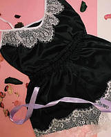 Черная женская пижамка с белым кружевом р-і 40-42,44-46.48-50