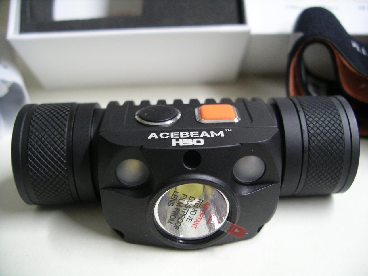 Acebeam H30 Cree XHP70.2 нейтральний (5000K) + світлодіод Nichia 219C CRI 90+
