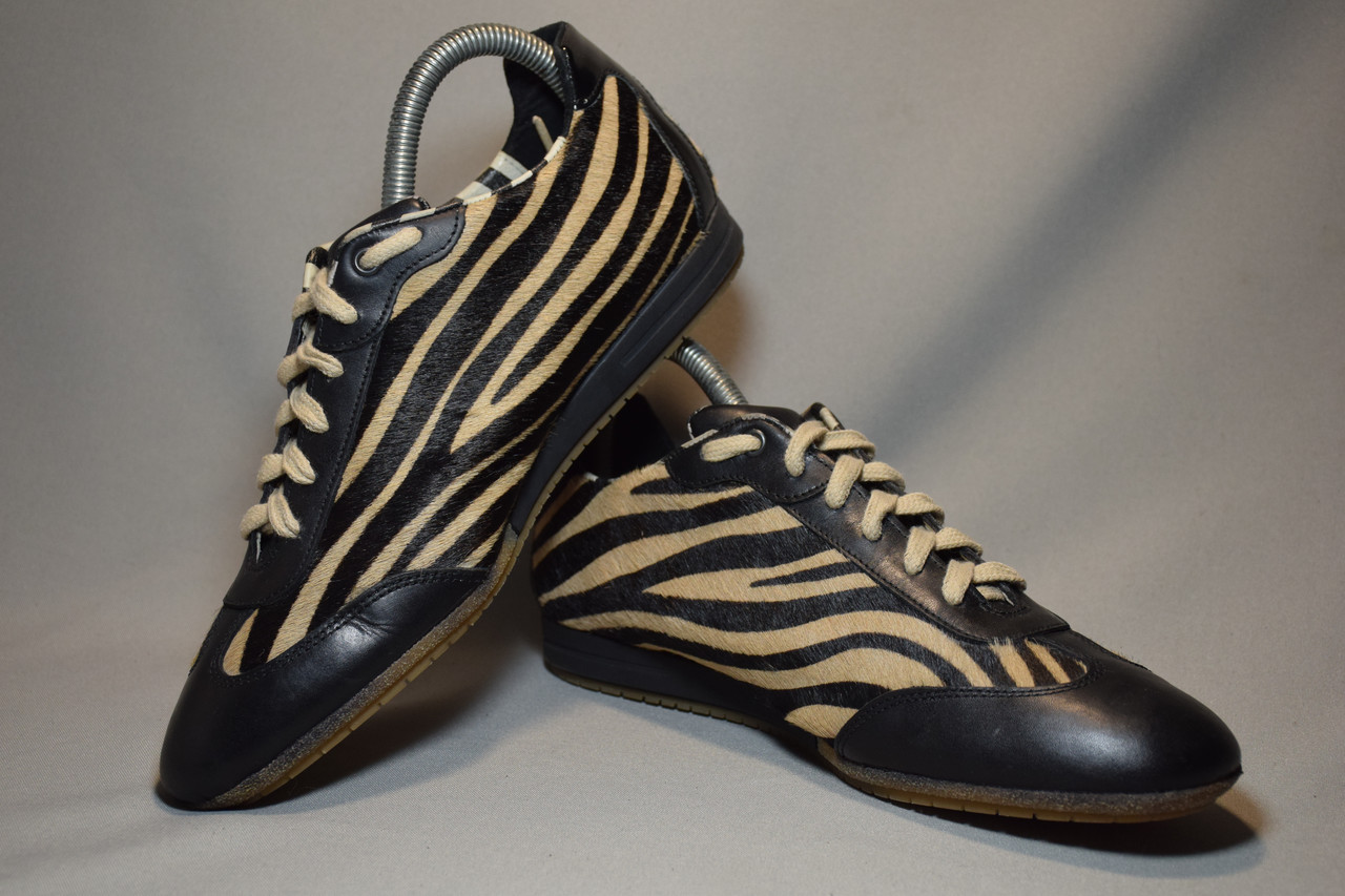 Floris van online bommel pony