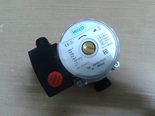 Насос Wilo 15/6-3P
