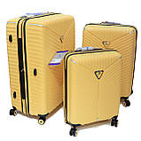 Велика, пластикова валіза на 4-х колесах 118 л Snowball жовта, фото 8