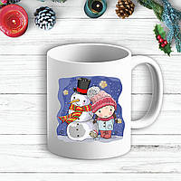 Белая кружка (чашка) с новогодним принтом Девочка и снеговик