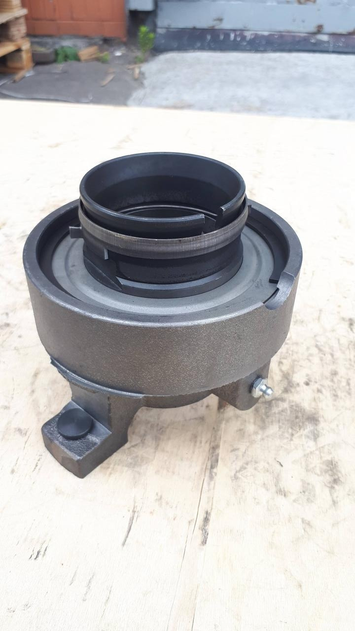 184-1601180 Муфта з вичавним підшипником у зб. МАЗ (1841601180)